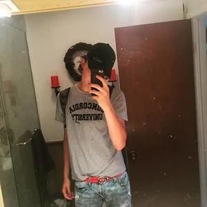 Meet your Posher, Tyler